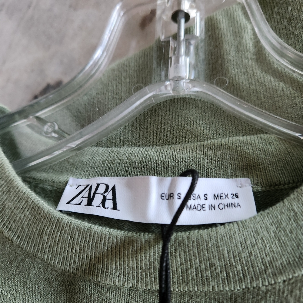 ZARA Green Knit Sweater Gold Button NWT S - Picture 2 of 5
